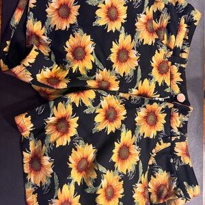 ST33LE Men’s Limited Edition Sunflower Print Shorts
